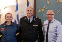 Συνάντηση του Χωρικού Αντιπεριφερειάρχη Κυκλάδων κ. Γ. Λεονταρίτη με τo νέο Συντονιστή Πυροσβεστικών Επιχειρήσεων Βορείου, Νοτίου Αιγαίου και Κρήτης, Υποστράτηγο κ. Μιχαήλ Σεληνιωτάκη