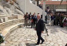 Ο Γ. Νικητιάδης στις εκδηλώσεις τιμής για την 8η Μαΐου 1945 στη Σύμη