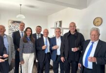 Ο Βασίλης Α. Υψηλάντης στα εγκαίνια του κτηρίουΣΟΑ–ΣΟΜΥ–ΣΟΕΠΟΠ στο Αγαθονήσι