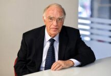 Πέθανε ο Βασίλης Λεβέντης στα 75 του χρόνια