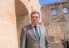 ΜΑΝΟΣ ΚΟΝΣΟΛΑΣ: «Οφειλόμενη αναγνώριση και ευχαριστίες στις οικογένειες Καζούλη και Καράβα για τη δωρεά ακινήτου για τη δημιουργία του νέου Πυροσβεστικού Σταθμού της Ρόδου».