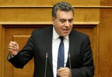 Ο Μάνος Κόνσολας προτείνει να ενταχθούν στους δικαιούχους του επιδόματος για τις άγονες, νησιωτικές και ορεινές περιοχές όλοι οι εργαζόμενοι στις δομές του ΕΣΥ αυτών των περιοχών
