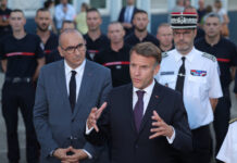 Μαζικές διαδηλώσεις και επεισόδια στη Γαλλία: Υπέβαλε παραίτηση ο υπ. Εσωτερικών, δεν έγινε δεκτή από Μακρόν